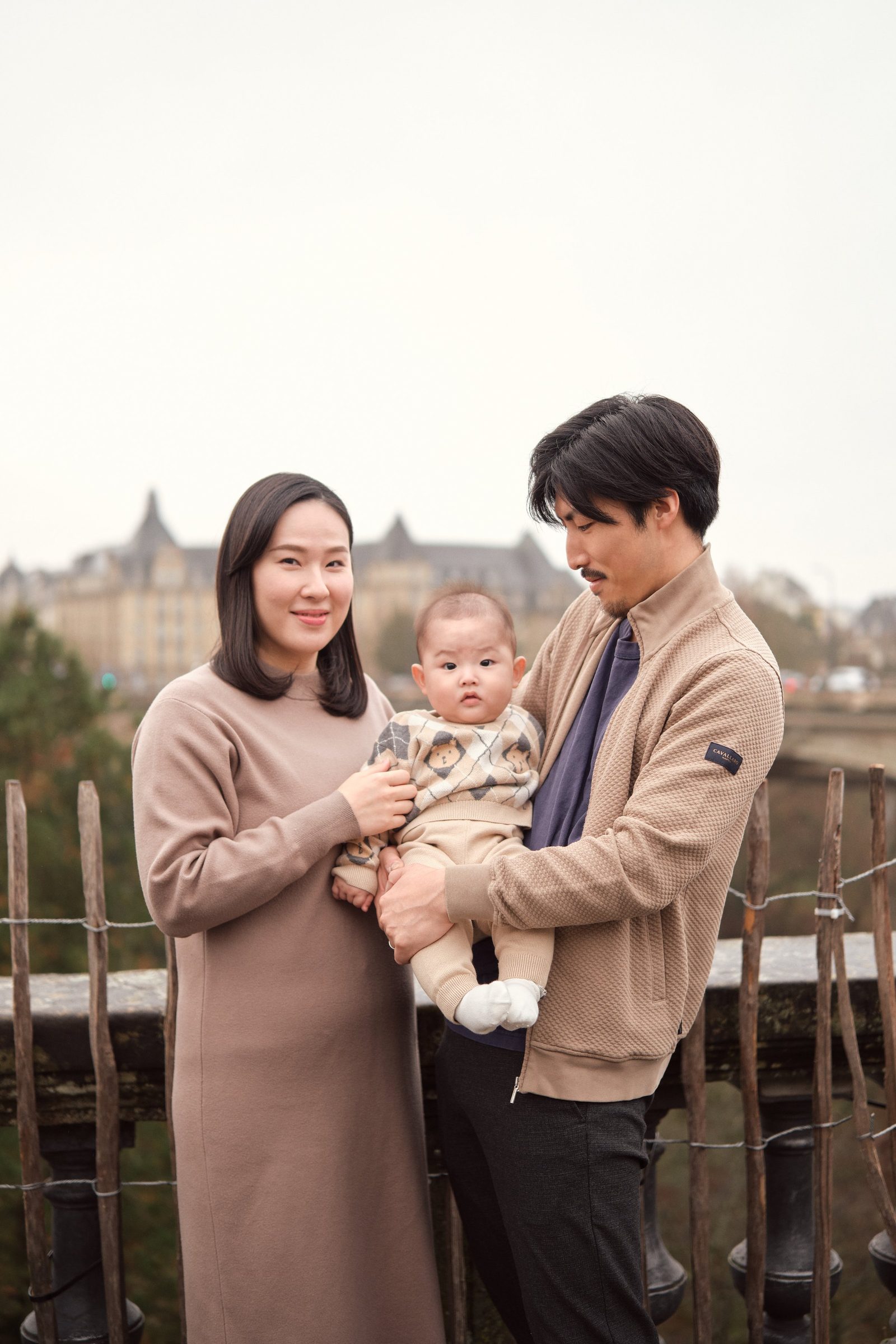 Family Photoshoot on Location — Lux Photo Pro