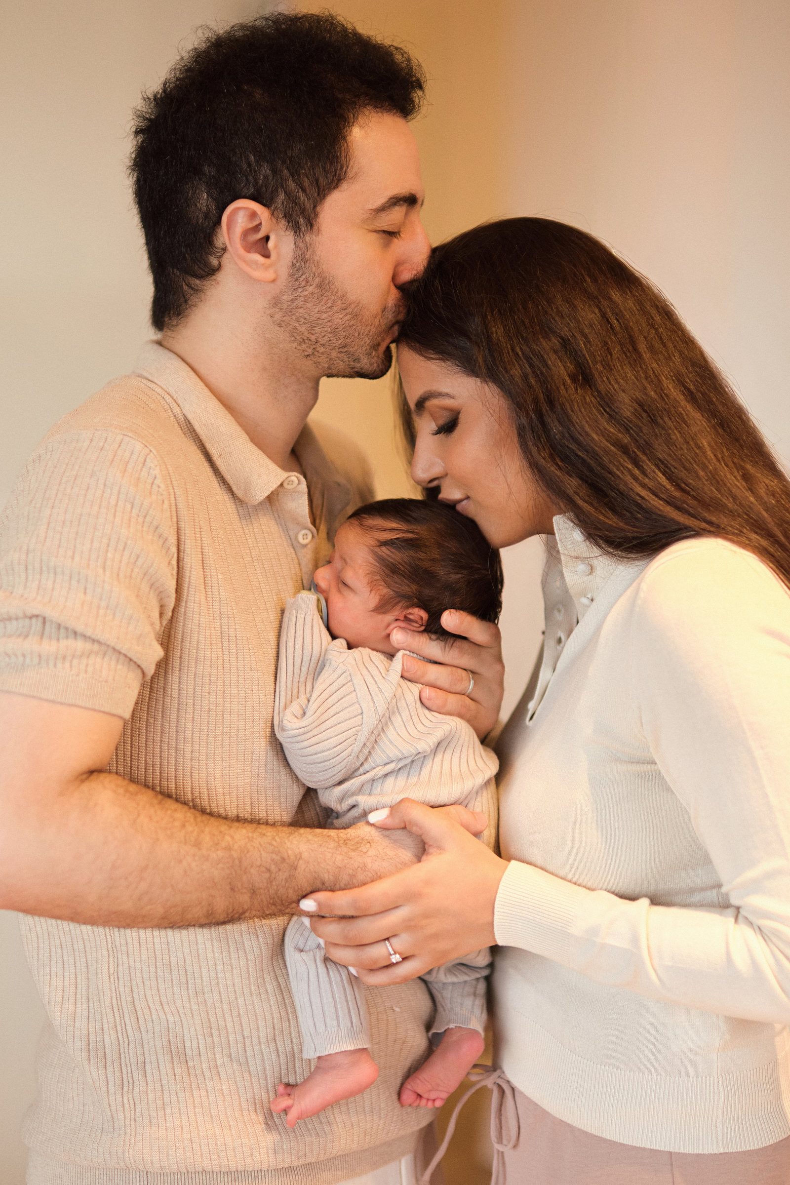 Newborn Photoshoot on Location — Lux Photo Pro