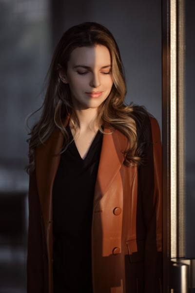 Portrait on Location \ outdoor — Lux Photo Pro