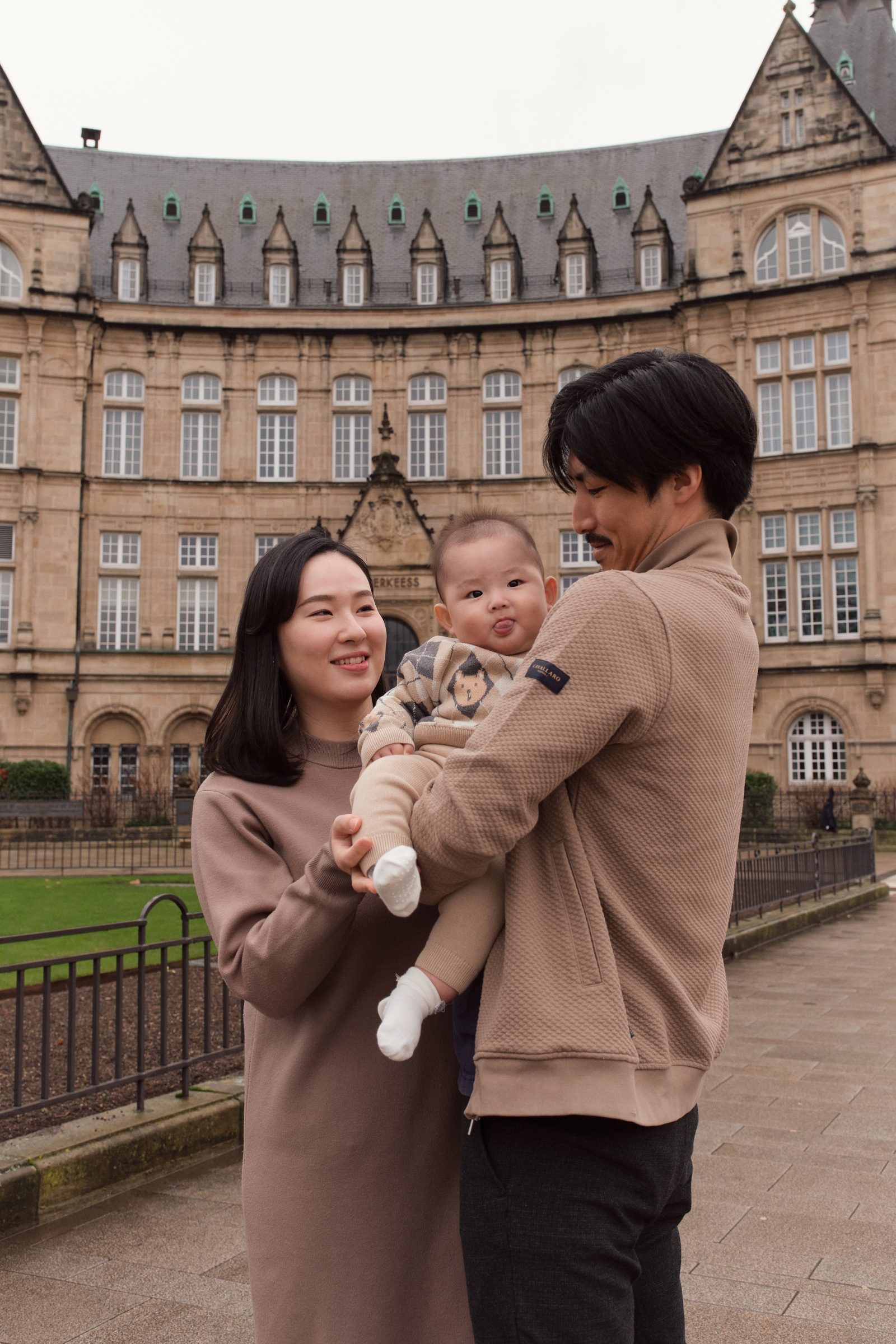 Family Photoshoot on Location — Lux Photo Pro