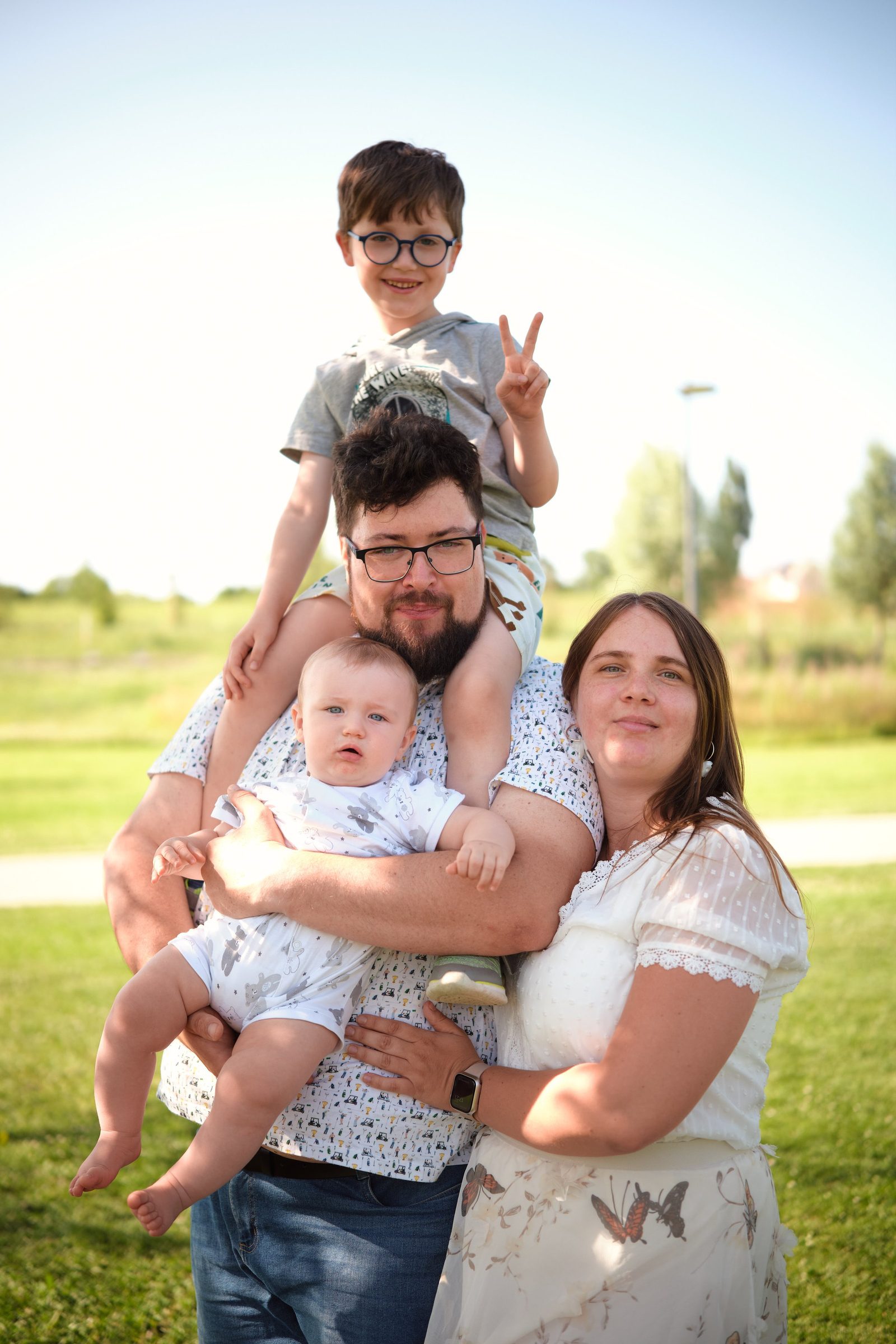 Family Photoshoot on Location — Lux Photo Pro